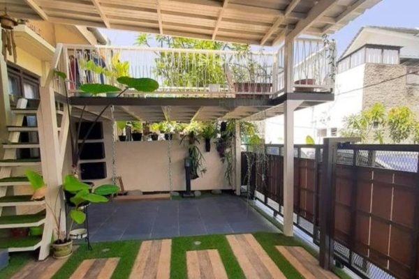 Tips Memilih Bahan Kanopi Terbaik: Polycarbonate vs Spandek vs Alderon